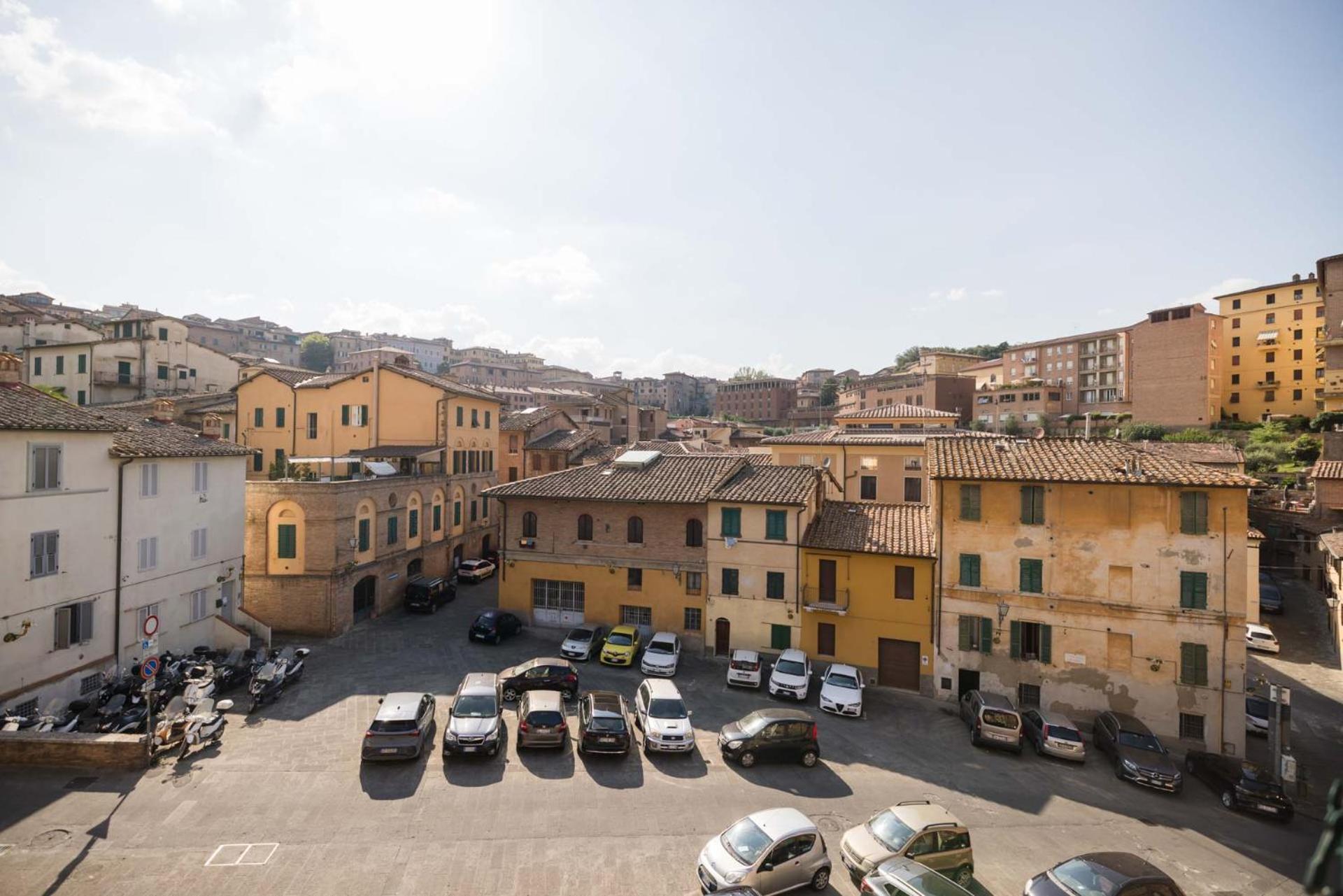 Appartamento Sui Tetti Di Ovile Siena Exteriör bild